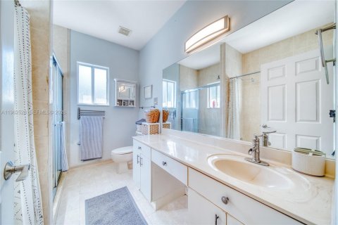 Casa en venta en Homestead, Florida, 4 dormitorios, 163.69 m2 № 2027190 - foto 16
