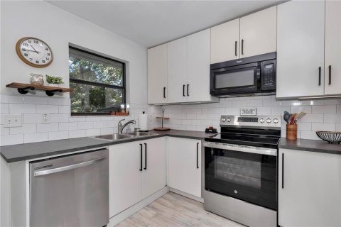 Casa en venta en Ocala, Florida, 3 dormitorios, 104.79 m2 № 2377976 - foto 15