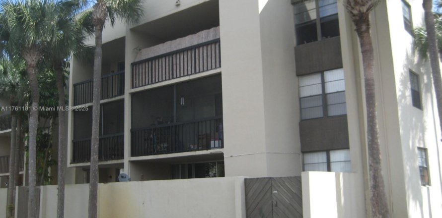 Condo in Miami, Florida, 2 bedrooms  № 1691340