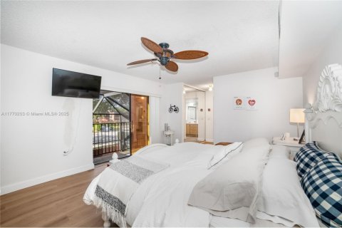 Townhouse in Davie, Florida 3 bedrooms, 138.24 sq.m. № 1695546 - photo 16