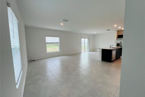 Villa ou maison à louer à Winter Haven, Floride: 4 chambres, 174.56 m2 № 2402990 - photo 16