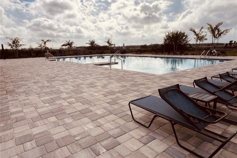 Villa ou maison à louer à Winter Haven, Floride: 4 chambres, 174.56 m2 № 2402990 - photo 7