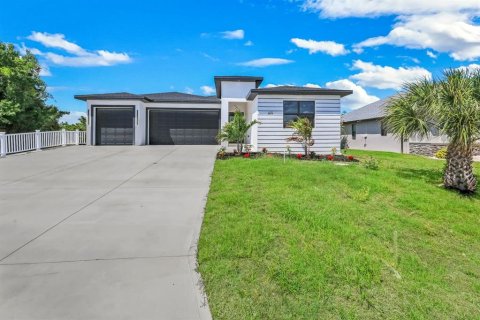 Casa en venta en Port Charlotte, Florida, 4 dormitorios, 215.35 m2 № 2201709 - foto 28