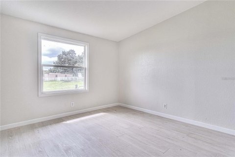 Apartamento en alquiler en Center Hill, Florida, 3 dormitorios, 161.28 m2 № 1915442 - foto 23