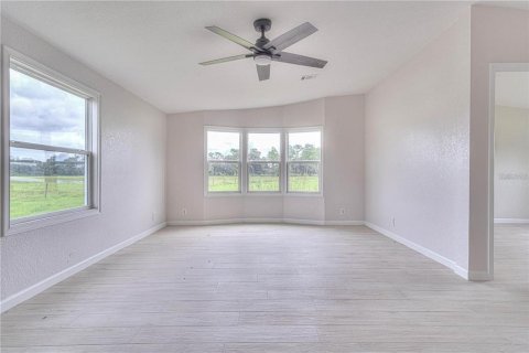 Apartamento en alquiler en Center Hill, Florida, 3 dormitorios, 161.28 m2 № 1915442 - foto 9