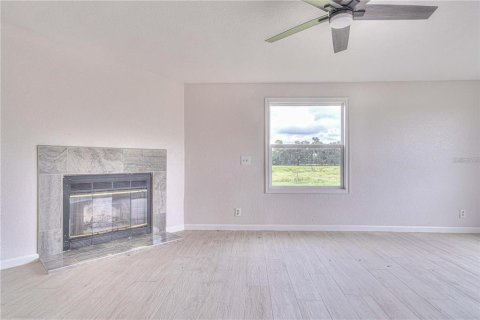 Apartamento en alquiler en Center Hill, Florida, 3 dormitorios, 161.28 m2 № 1915442 - foto 7