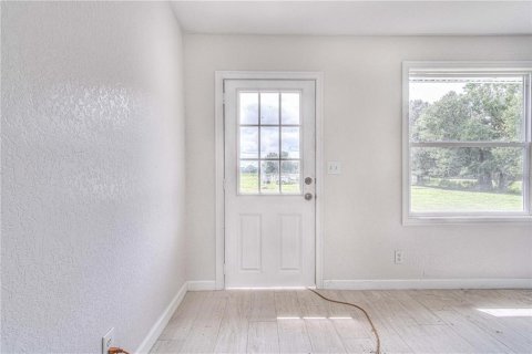 Apartamento en alquiler en Center Hill, Florida, 3 dormitorios, 161.28 m2 № 1915442 - foto 4