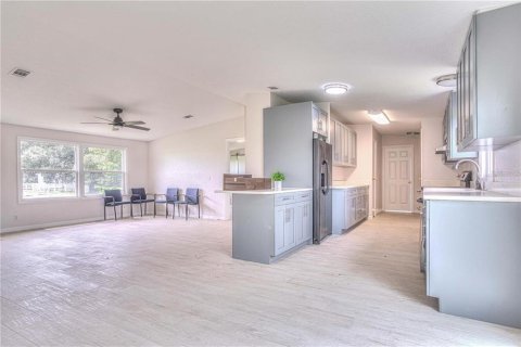 Apartamento en alquiler en Center Hill, Florida, 3 dormitorios, 161.28 m2 № 1915442 - foto 10