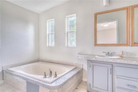 Apartamento en alquiler en Center Hill, Florida, 3 dormitorios, 161.28 m2 № 1915442 - foto 19