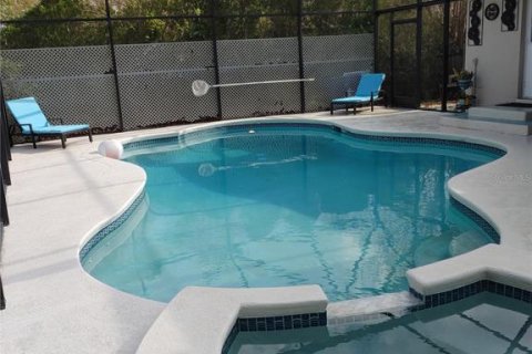 House in Kissimmee, Florida 4 bedrooms, 148.83 sq.m. № 1808349 - photo 4