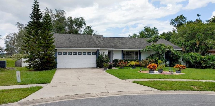 House in Kissimmee, Florida 4 bedrooms, 148.83 sq.m. № 1808349