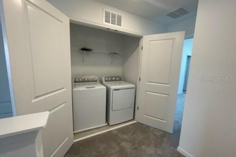 Townhouse in Kissimmee, Florida 2 bedrooms, 110.27 sq.m. № 2225910 - photo 9