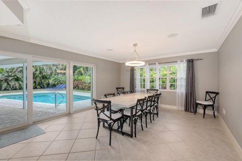 House in Sarasota, Florida 3 bedrooms, 204.38 sq.m. № 1717143 - photo 10