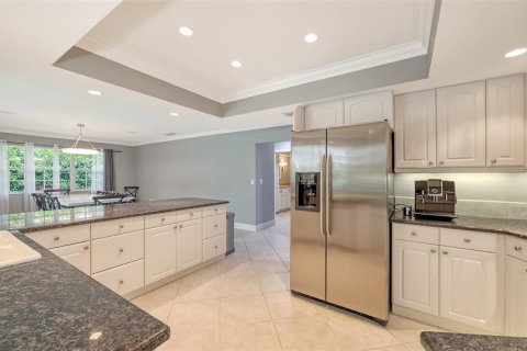 House in Sarasota, Florida 3 bedrooms, 204.38 sq.m. № 1717143 - photo 21