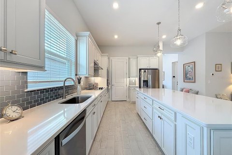 House in Ocala, Florida 2 bedrooms, 183.57 sq.m. № 2122307 - photo 16