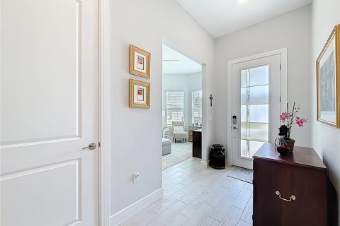 House in Ocala, Florida 2 bedrooms, 183.57 sq.m. № 2122307 - photo 5