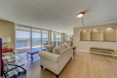 Condominio en alquiler en Clearwater, Florida, 4 dormitorios, 294.22 m2 № 2266602 - foto 5