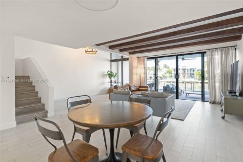 Снять в аренду кондоминиум в Санни-Айлс-Бич, Флорида 3 спальни, 220.18м2, № 1984106 - фото 10