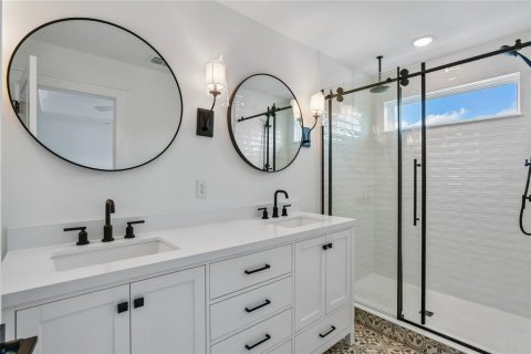 Townhouse in Oviedo, Florida 4 bedrooms, 188.13 sq.m. № 2092878 - photo 19