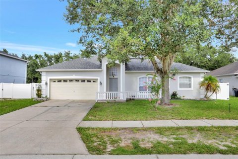 Villa ou maison à vendre à Kissimmee, Floride: 3 chambres, 172.33 m2 № 1803871 - photo 12