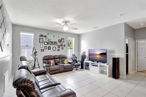 Villa ou maison à vendre à Kissimmee, Floride: 3 chambres, 172.33 m2 № 1803871 - photo 25