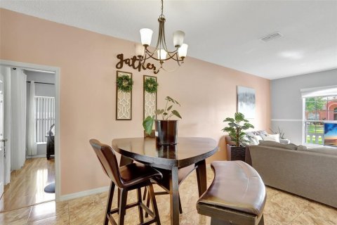 Villa ou maison à vendre à Kissimmee, Floride: 3 chambres, 172.33 m2 № 1803871 - photo 22