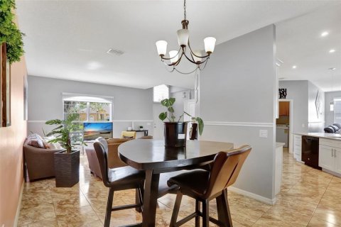 Villa ou maison à vendre à Kissimmee, Floride: 3 chambres, 172.33 m2 № 1803871 - photo 21