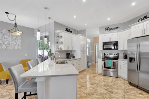Villa ou maison à vendre à Kissimmee, Floride: 3 chambres, 172.33 m2 № 1803871 - photo 19