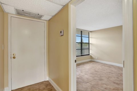 Copropriété à louer à Boca Raton, Floride: 2 chambres, 93.83 m2 № 2252010 - photo 3