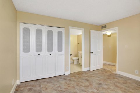 Copropriété à louer à Boca Raton, Floride: 2 chambres, 93.83 m2 № 2252010 - photo 11