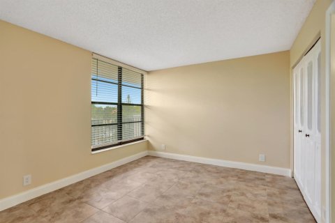 Copropriété à louer à Boca Raton, Floride: 2 chambres, 93.83 m2 № 2252010 - photo 10