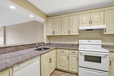 Copropriété à louer à Boca Raton, Floride: 2 chambres, 93.83 m2 № 2252010 - photo 5