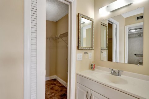 Copropriété à louer à Boca Raton, Floride: 2 chambres, 93.83 m2 № 2252010 - photo 18