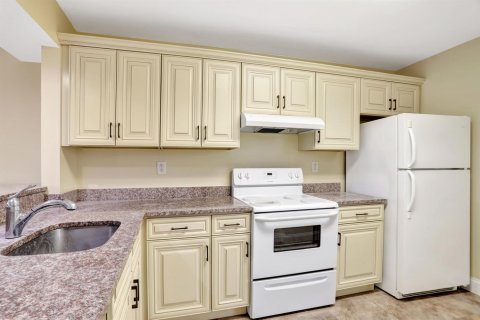 Copropriété à louer à Boca Raton, Floride: 2 chambres, 93.83 m2 № 2252010 - photo 8