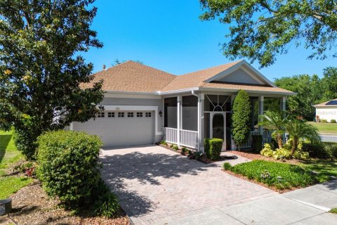 Villa ou maison à vendre à Groveland, Floride: 3 chambres, 172.43 m2 № 1717773 - photo 1