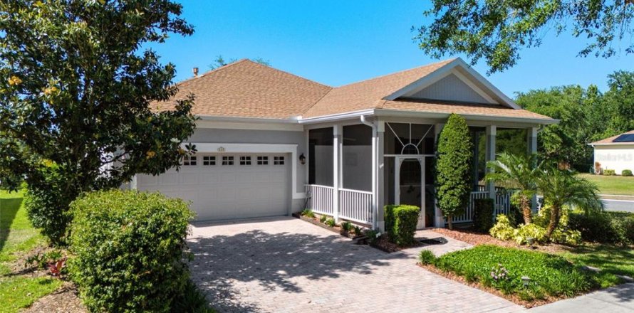 Villa ou maison à Groveland, Floride 3 chambres, 172.43 m2 № 1717773
