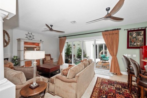Villa ou maison à vendre à Four Corners, Floride: 4 chambres, 450.3 m2 № 1916041 - photo 4