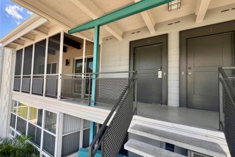 Condominio en venta en Winter Park, Florida, 2 dormitorios, 65.96 m2 № 2333970 - foto 3