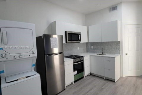 Copropriété à louer à Miami, Floride: 2 chambres № 2044352 - photo 2