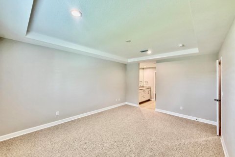 House in St. Lucie, Florida 3 bedrooms, 169.18 sq.m. № 2185040 - photo 10