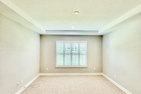 House in St. Lucie, Florida 3 bedrooms, 169.18 sq.m. № 2185040 - photo 8