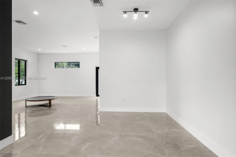 Casa en venta en Hallandale Beach, Florida, 3 dormitorios, 148.64 m2 № 2378870 - foto 7