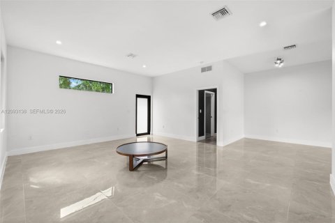 Casa en venta en Hallandale Beach, Florida, 3 dormitorios, 148.64 m2 № 2378870 - foto 6