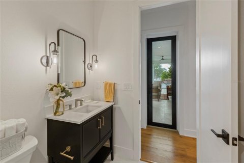 Casa en venta en Saint Petersburg, Florida, 4 dormitorios, 341.23 m2 № 2204278 - foto 19
