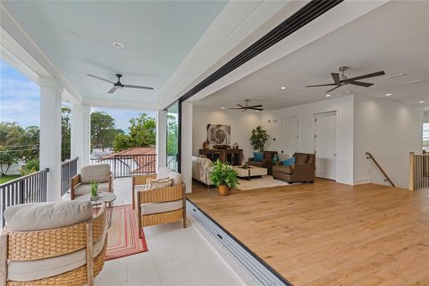 Casa en venta en Saint Petersburg, Florida, 4 dormitorios, 341.23 m2 № 2204278 - foto 23