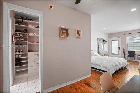 Condominio en venta en Miami Beach, Florida, 37.16 m2 № 1990219 - foto 12