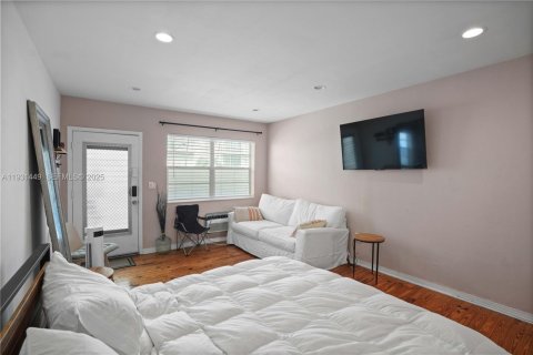 Condominio en venta en Miami Beach, Florida, 37.16 m2 № 1990219 - foto 5