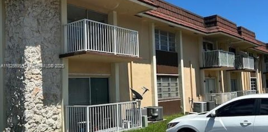 Condo à Miami, Floride, 2 chambres № 1794893