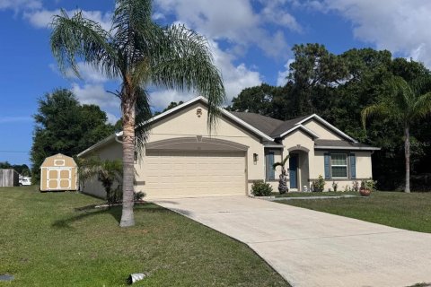 House in Palm Bay, Florida 3 bedrooms, 177.91 sq.m. № 2237362