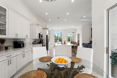 House in Homosassa, Florida 4 bedrooms, 252.69 sq.m. № 1876738 - photo 27